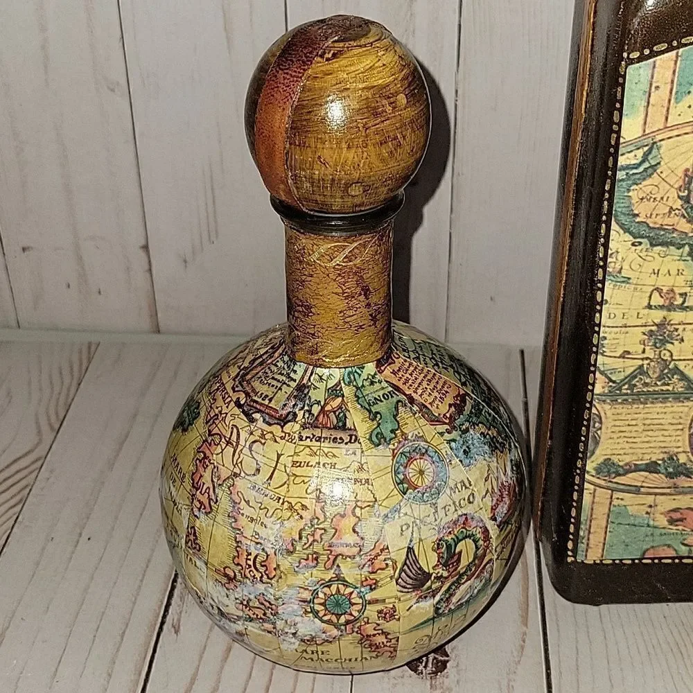 Vintage Fausto Corduri Old World Map 2 Wine Decanter Bottles Florence Italy